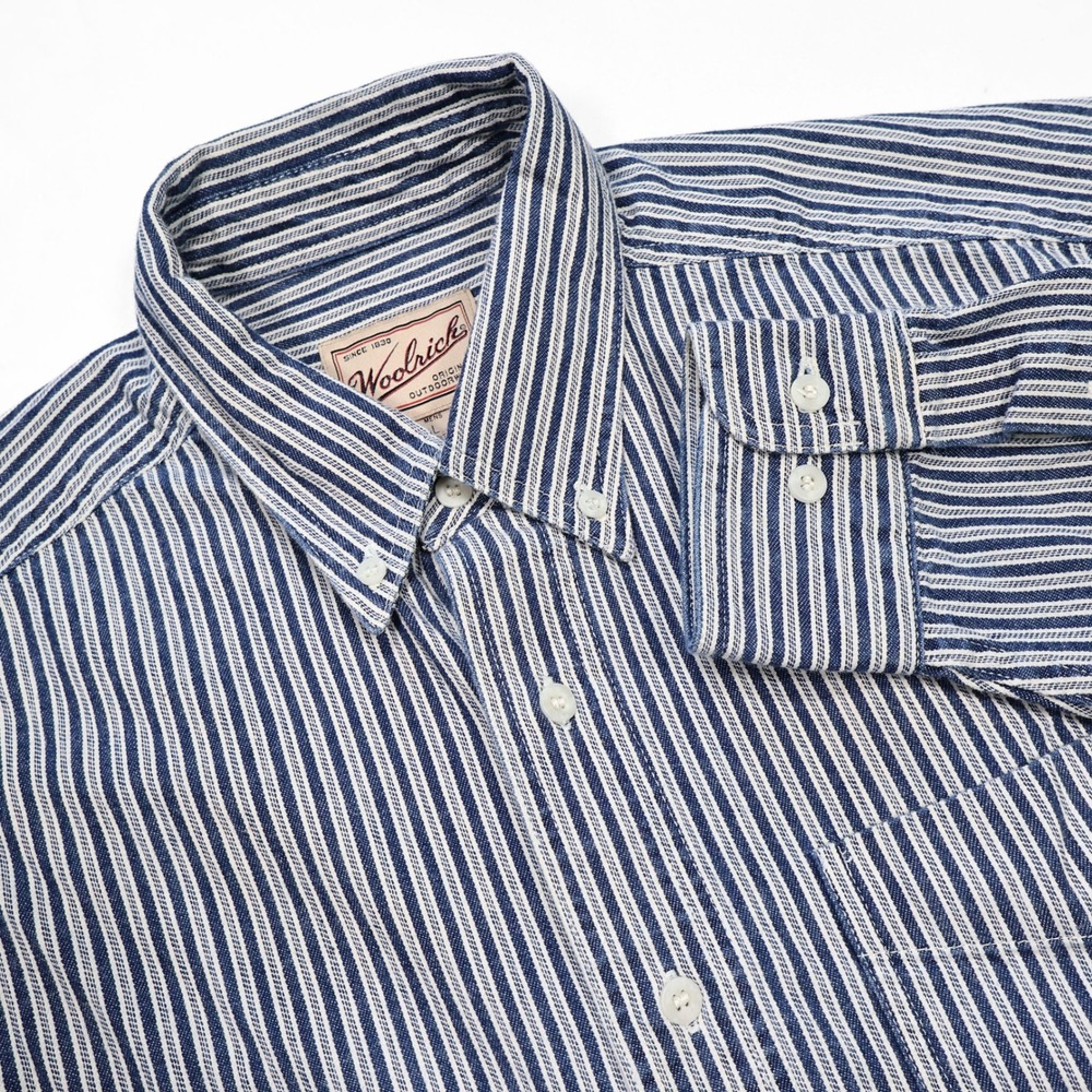VINTAGE Woolrich Men's Size L Blue White Stripes Long Sleeve Button Down Shirt